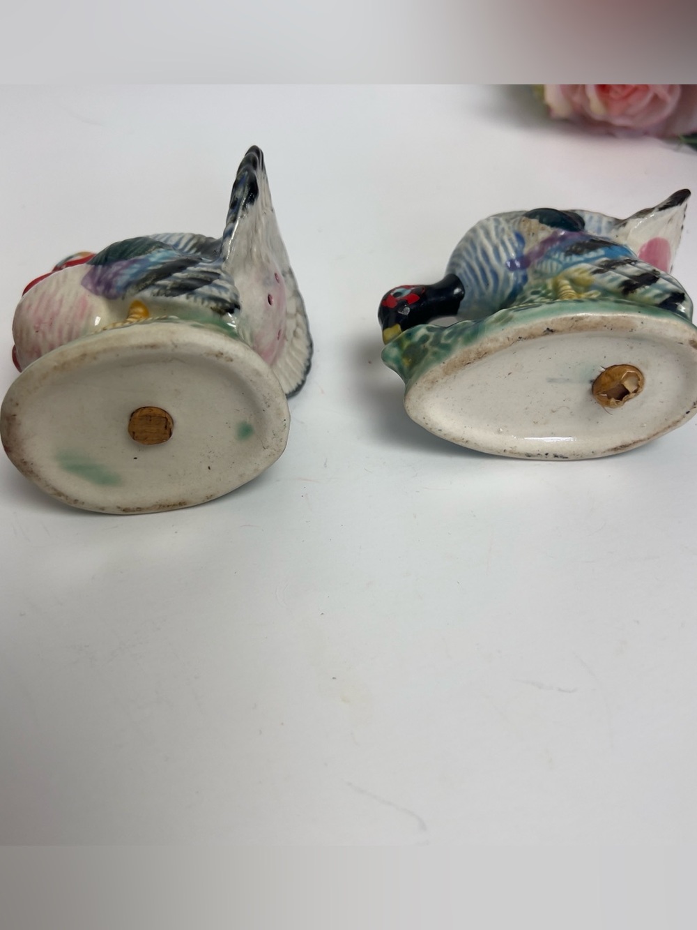 Vintage Hand Painted Ceramic Turkey Pair Salt and Pepper Shakers - Made in Japan - Picture 4 of 7